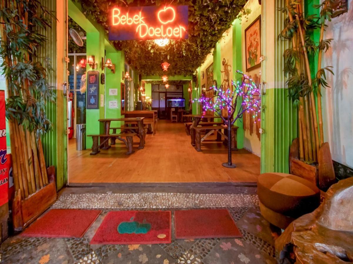 Oyo Life 3103 Opo Homestay & Kost Malang Eksteriør billede